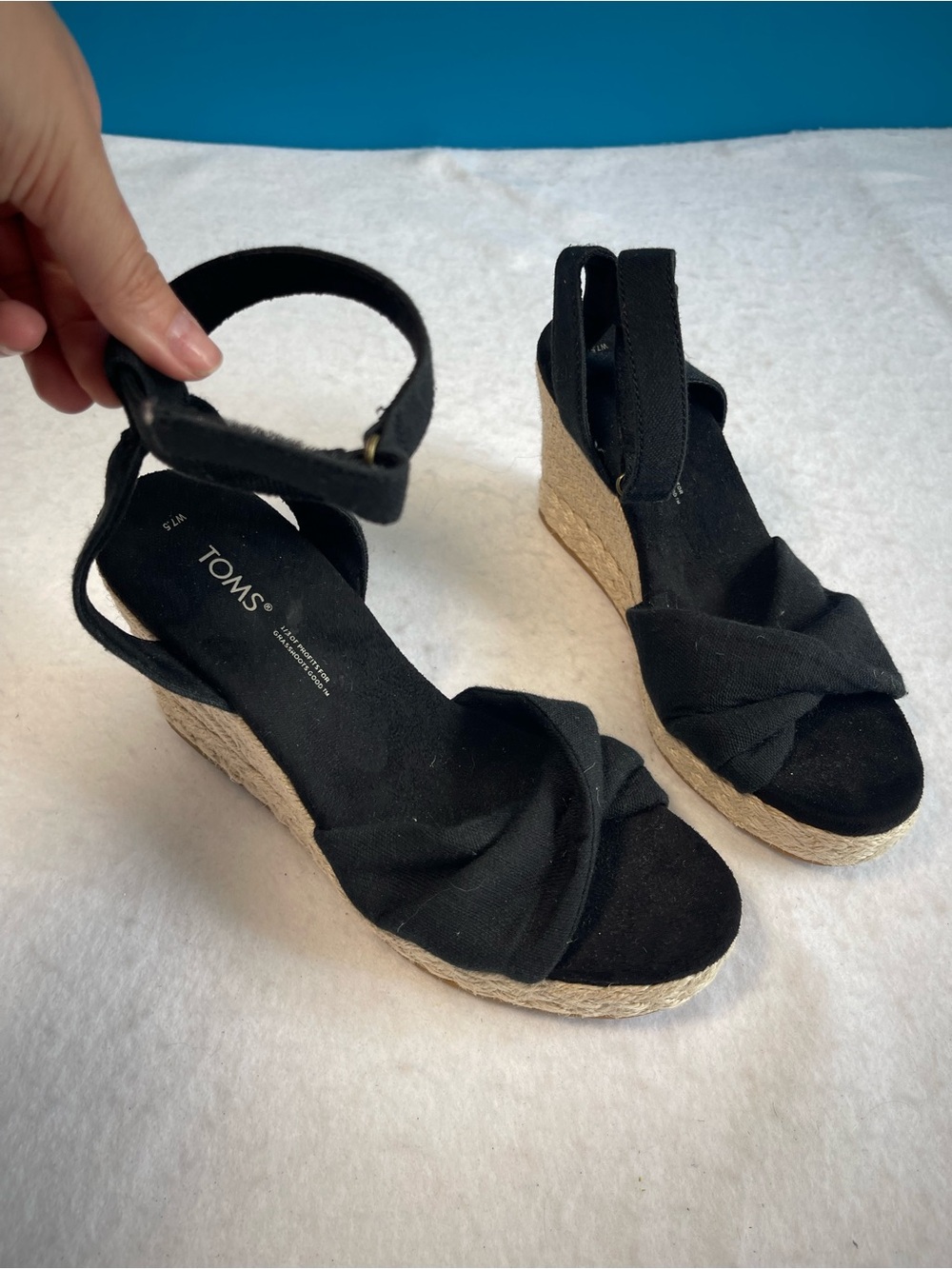 TOMS Black Canvas Espadrille Wedge Sandals Ankle Strap Women’s 7.5 - Picture 3 of 12